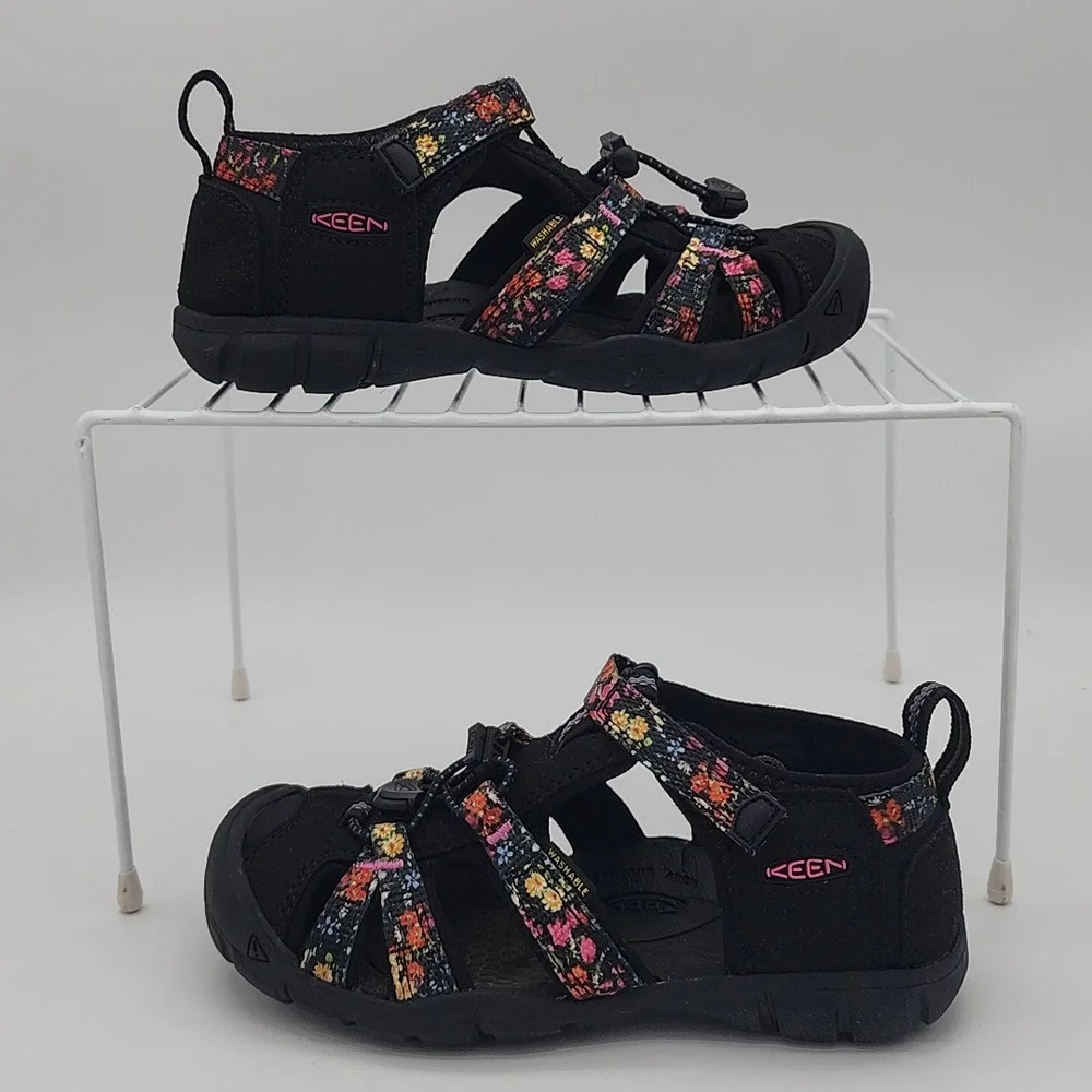 3 Listings 15$! KEEN Girls Sandals